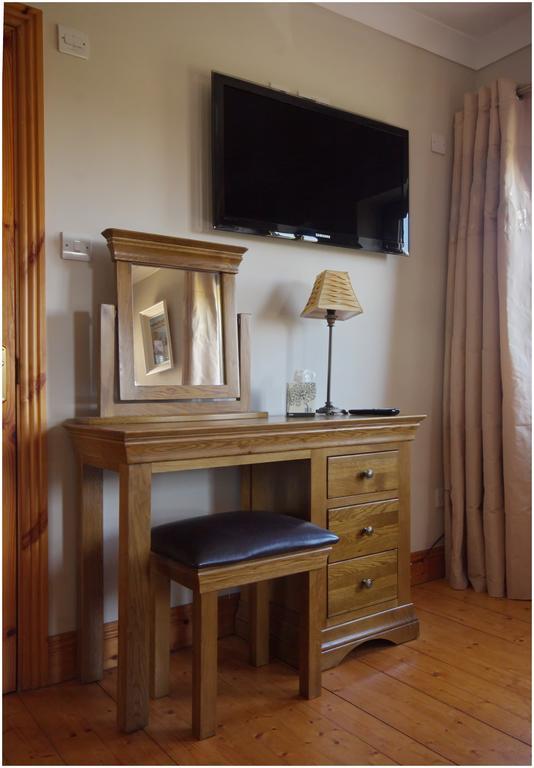 Oranhill Lodge Guesthouse โอแรนมอร์ ภายนอก รูปภาพ